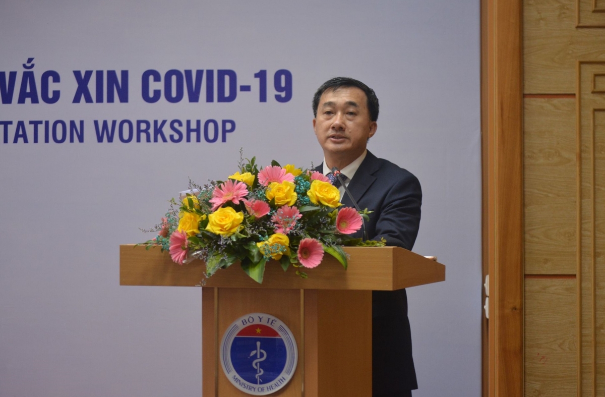Thứ trưởng Bộ Y tế Trần Văn Thuấn.