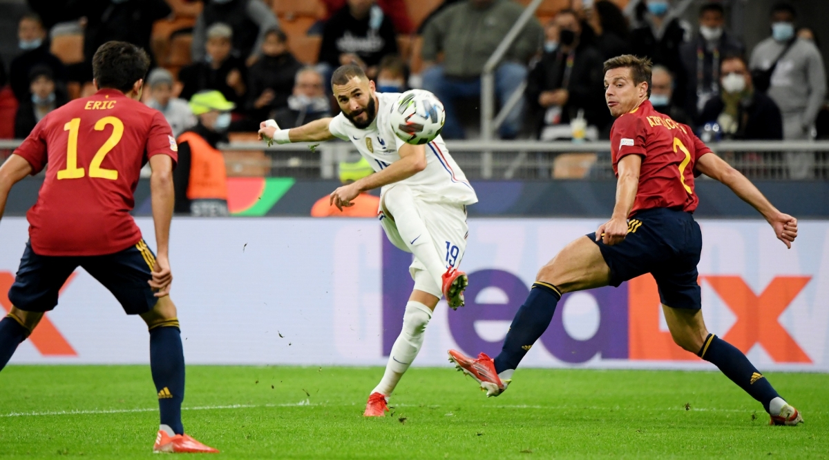Benzema tỏa sáng giúp Pháp lội ngược dòng. 