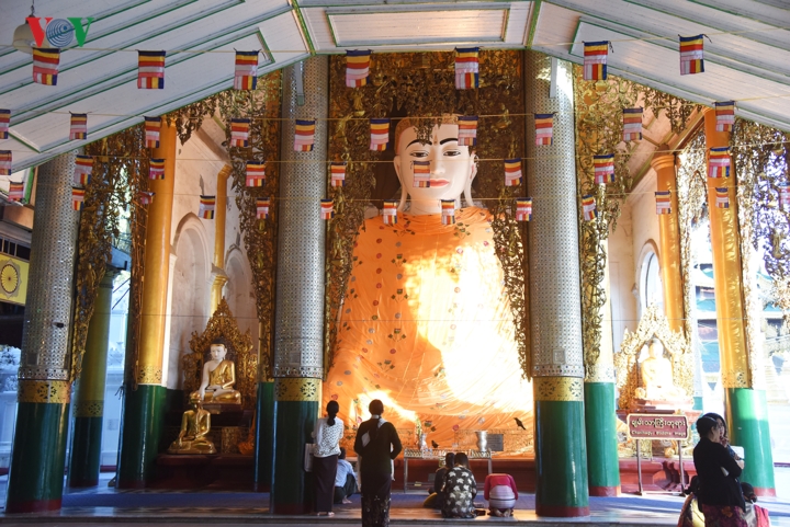 chua vang - ngoi chua phat giao linh thieng bac nhat myanmar hinh 10