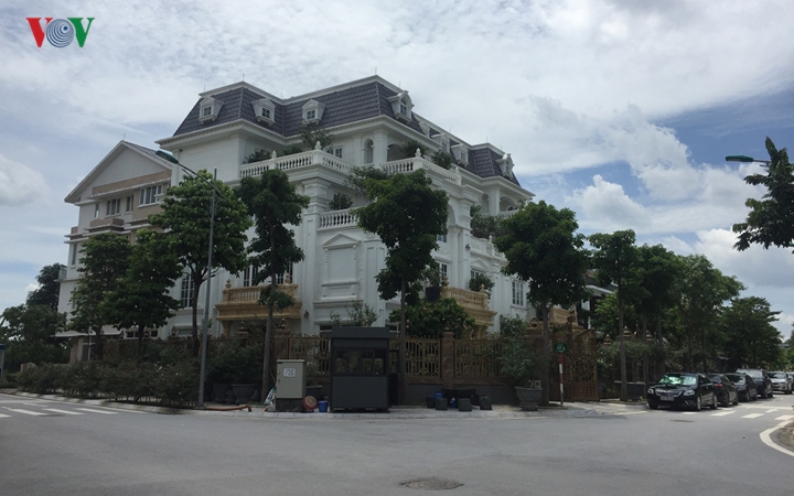 biet thu "khung" pha vo quy hoach khu do thi moi cua ha noi hinh 10