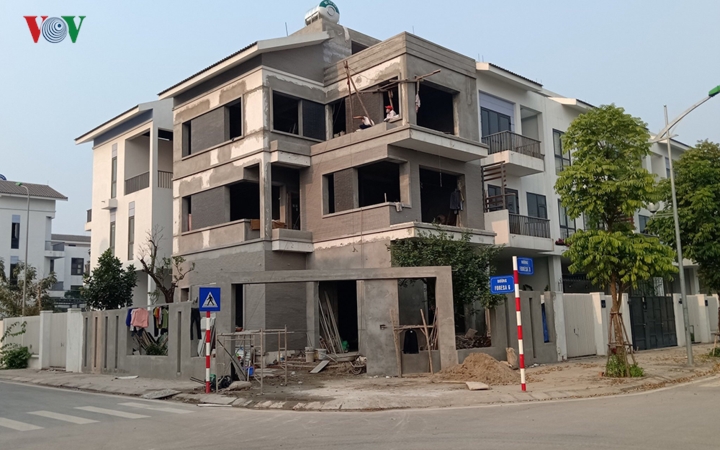 biet thu "khung" pha vo quy hoach khu do thi moi cua ha noi hinh 6