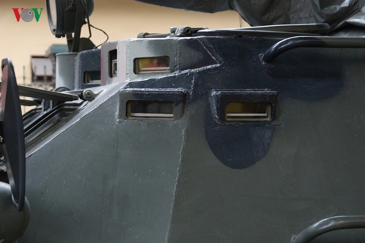 can canh xe thiet giap cho quan btr-60 trong bien che quan doi vn hinh 13