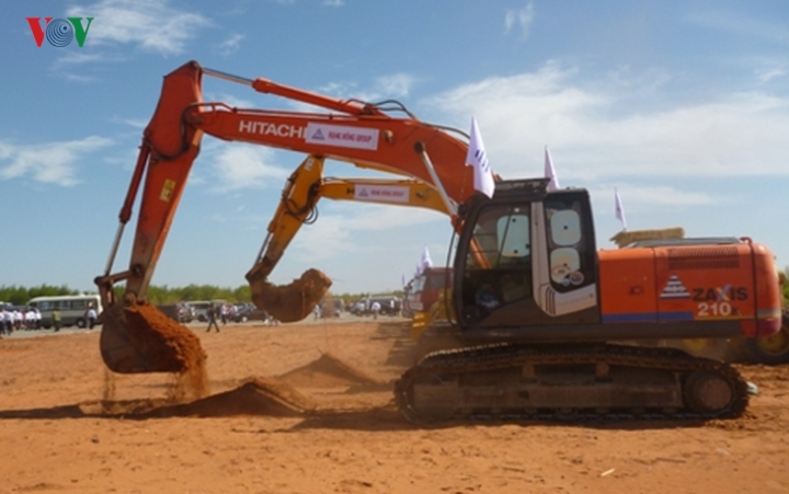 du an san bay phan thiet ra sao cung con sot dat? hinh 3