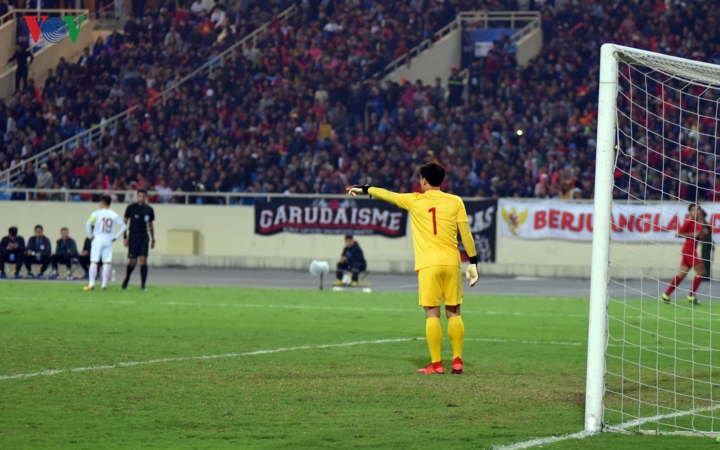 hanh dong kho do bui tien dung o tran u23 viet nam 1-0 u23 indonesia hinh 2