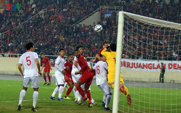 hanh dong kho do bui tien dung o tran u23 viet nam 1-0 u23 indonesia hinh 7