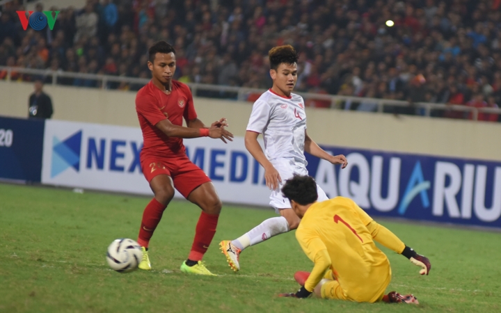 hanh dong kho do bui tien dung o tran u23 viet nam 1-0 u23 indonesia hinh 9