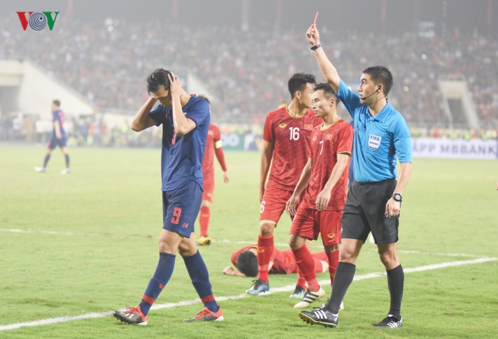 u23 thai lan ve nuoc, "toi do" suphachai xin nguoi ham mo tha thu hinh 7