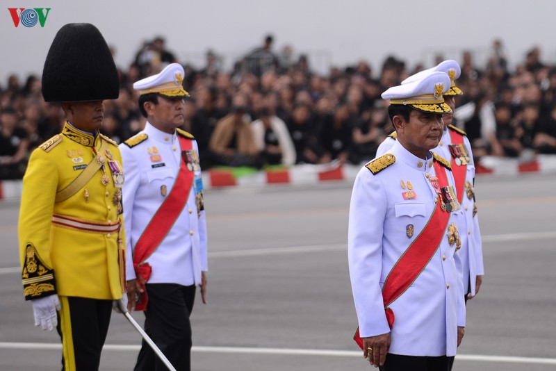 anh: nguoi dan thai lan tien biet vua rama ix  hinh 8