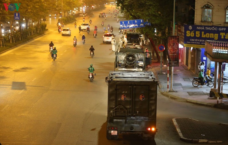 phun tieu doc toan bo khong gian benh vien bach mai  hinh 1