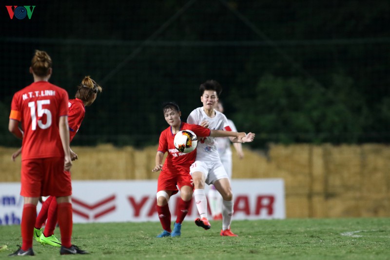 chum anh: ha noi lap hat-trick vo dich giai bong da u19 nu quoc gia hinh 1
