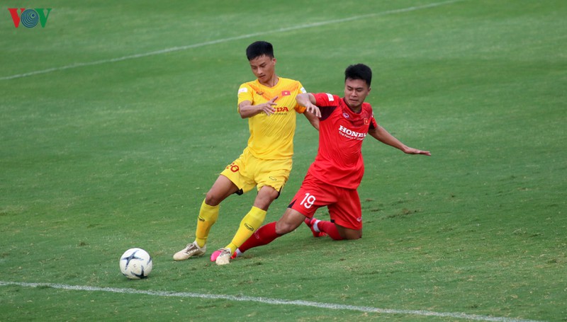 hlv park hang seo "nhan mat" vi nhieu cau thu u22 viet nam chan thuong hinh 5