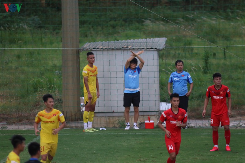 hlv park hang seo "nhan mat" vi nhieu cau thu u22 viet nam chan thuong hinh 7