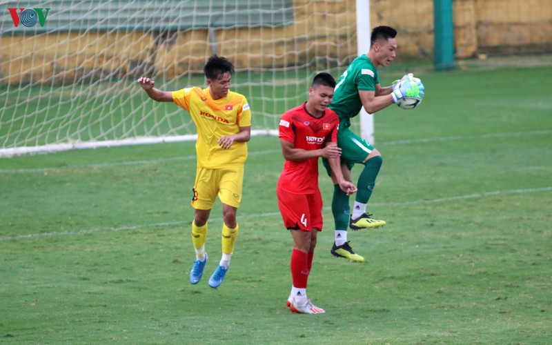 dan cau thu hagl the hien ra sao trong nhung ngay u22 viet nam tap trung? hinh 11