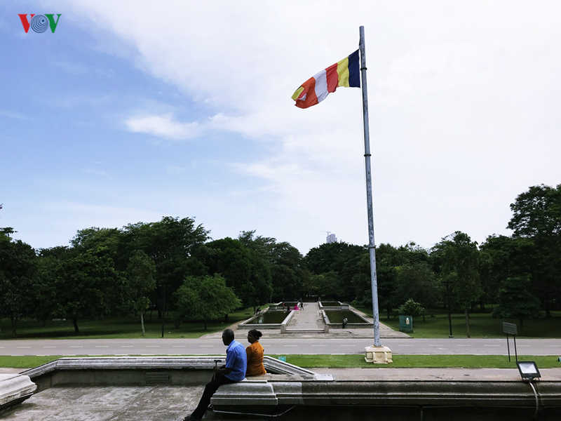 colombo tro lai voi ve binh yen von co sau vu khung bo kinh hoang hinh 7