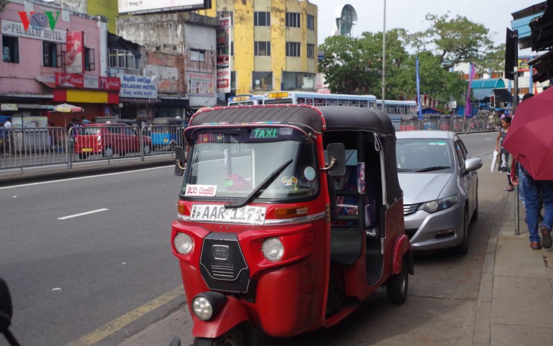 colombo tro lai voi ve binh yen von co sau vu khung bo kinh hoang hinh 11