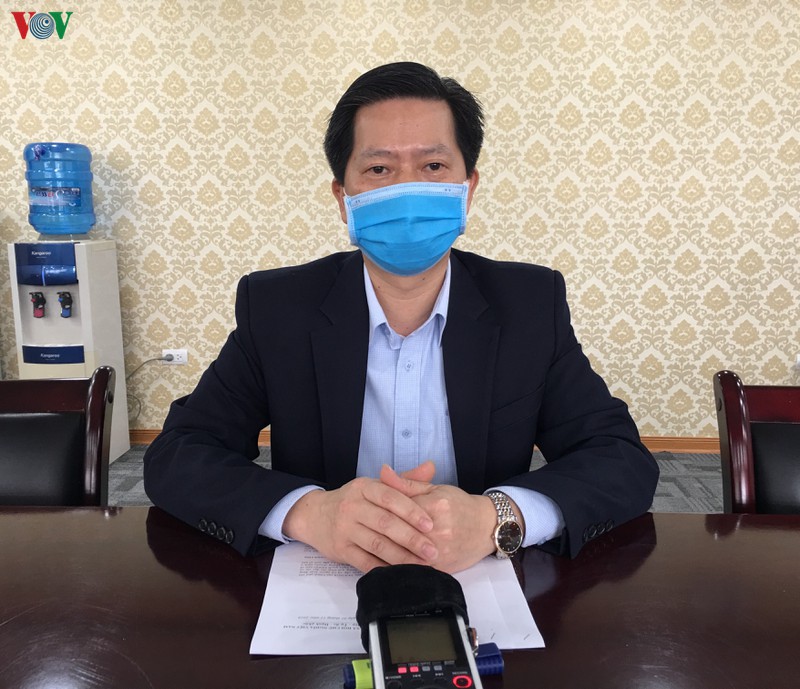 nhieu nhan vien y te ban bo viec do bat cap chinh sach hinh 2