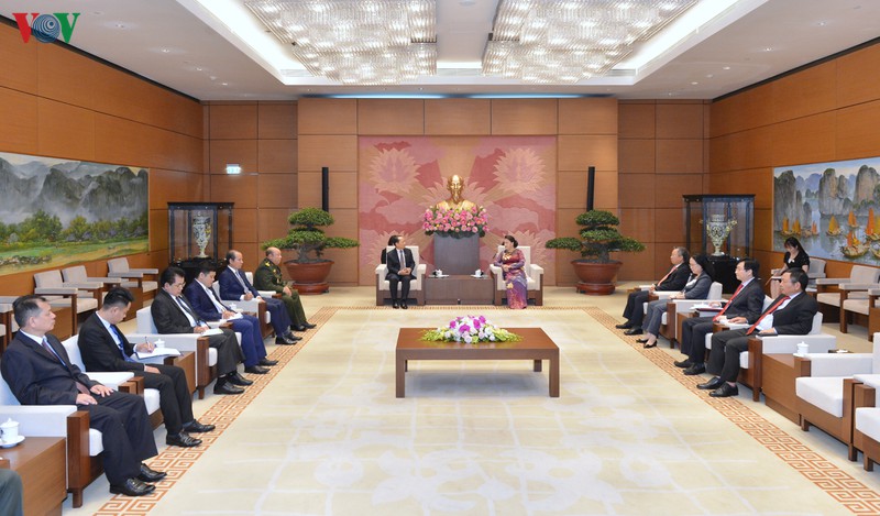 chu tich quoc hoi nguyen thi kim ngan tiep dai su campuchia hinh 2