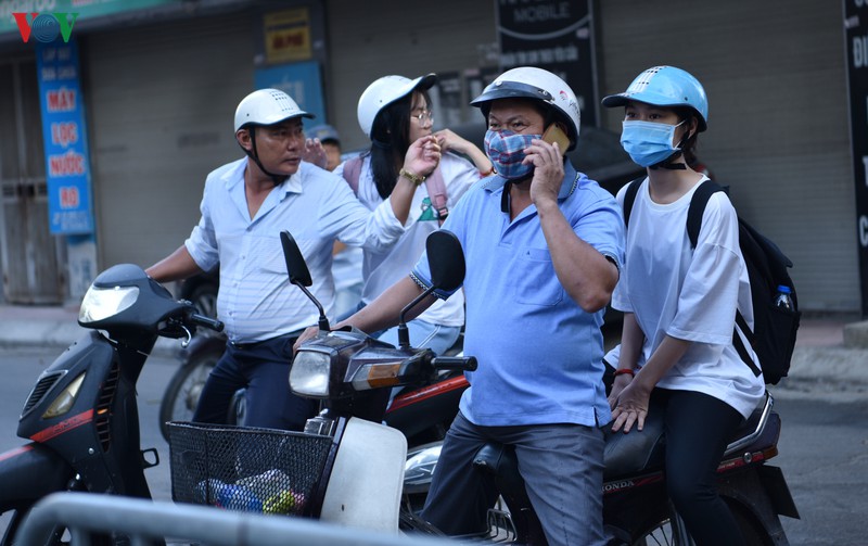 nhung cai om gui gam ngan loi dong vien con thi tot vao lop 10 hinh 8