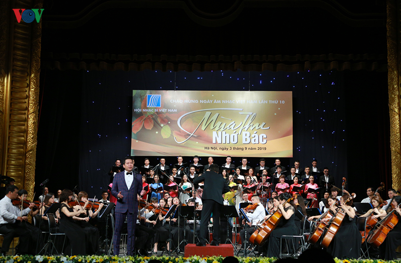hoa nhac dac biet "mua thu nho bac" mung ngay am nhac viet nam hinh 17