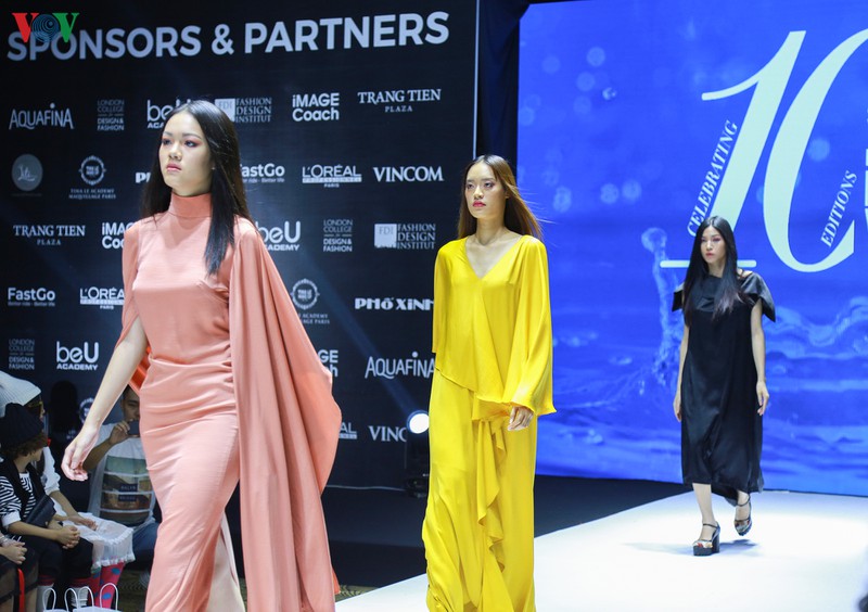 he lo 14 ntk se gop mat trong vietnam international fashion week 2019 hinh 4
