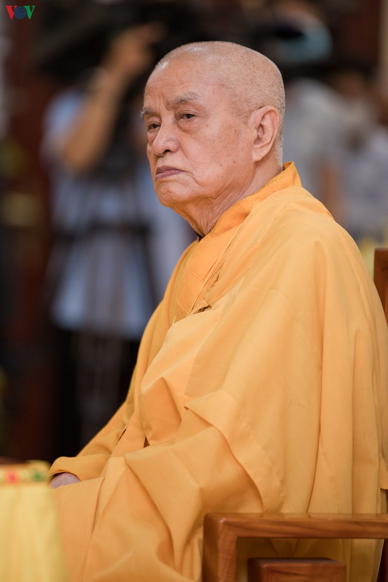 toan canh dai le phat dan 2020 tai chua quan su, ha noi  hinh 5