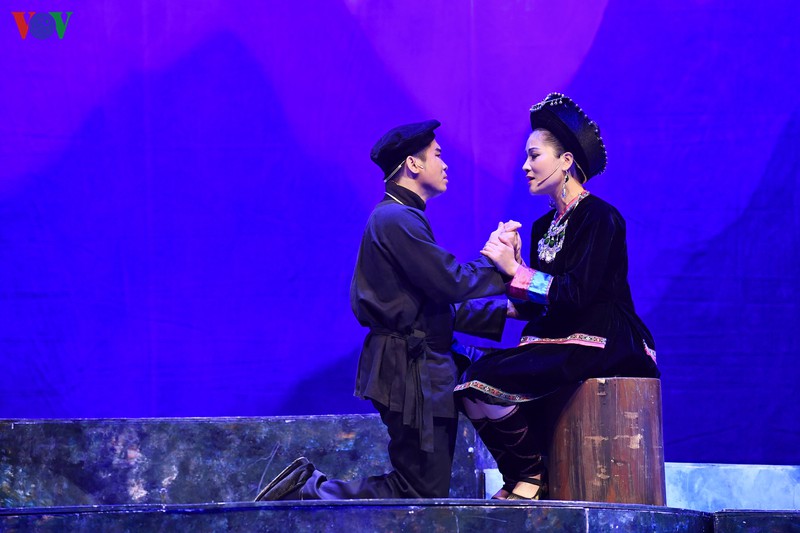 "chuyen tinh khau vai": hoi sinh san khau cai luong sau dai dich covid-19 hinh 5