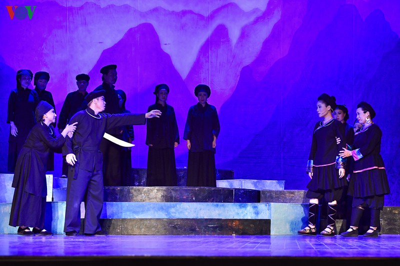 "chuyen tinh khau vai": hoi sinh san khau cai luong sau dai dich covid-19 hinh 14