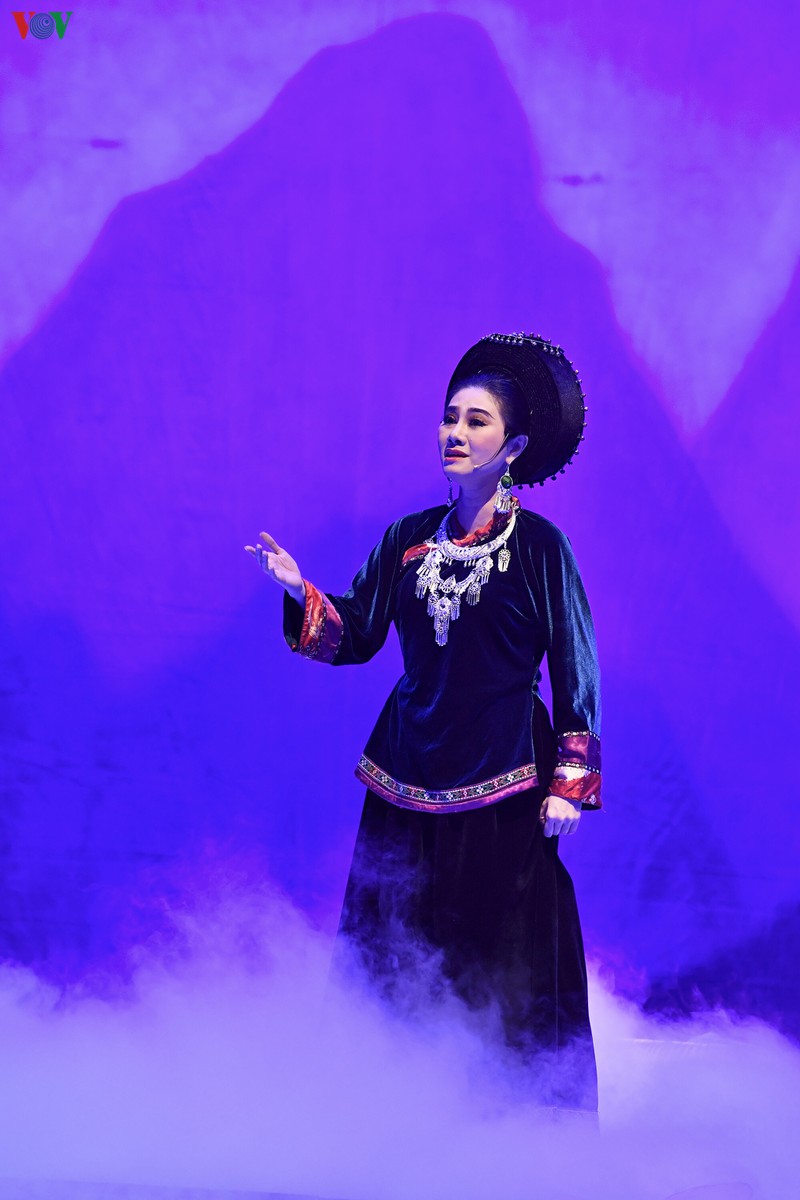"chuyen tinh khau vai": hoi sinh san khau cai luong sau dai dich covid-19 hinh 10