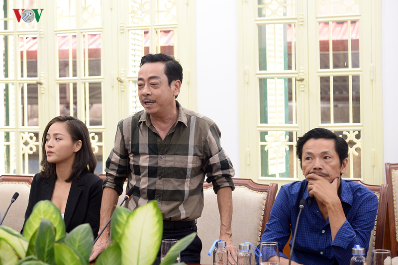 bo vhtt&dl tang bang khen cho doan lam phim "ve nha di con" hinh 3