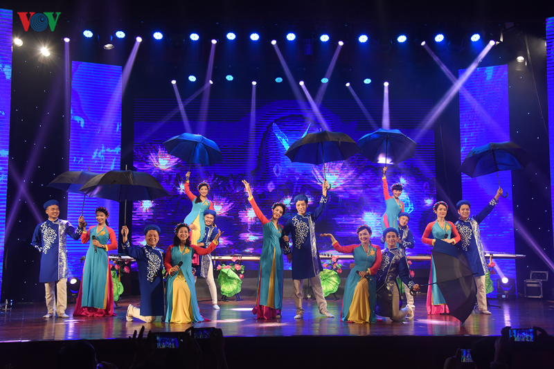 tung bung lien hoan van nghe quan chung vov khu vuc phia bac nam 2019 hinh 11