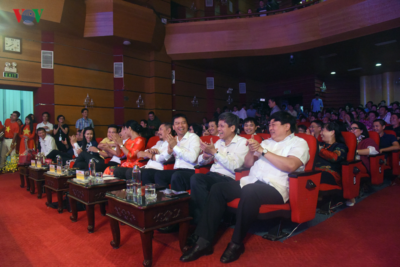 tung bung lien hoan van nghe quan chung vov khu vuc phia bac nam 2019 hinh 2