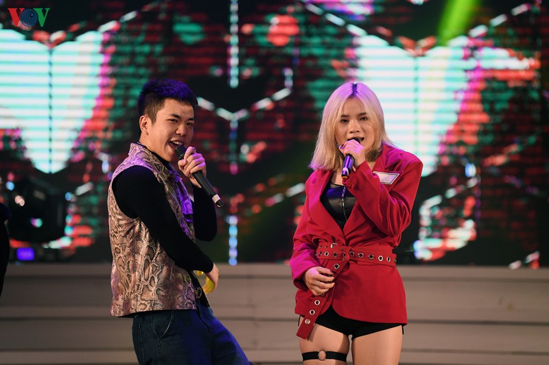 thi sinh san sang cho dem chung ket "giong hat hay tieng han - vov 2019" hinh 7