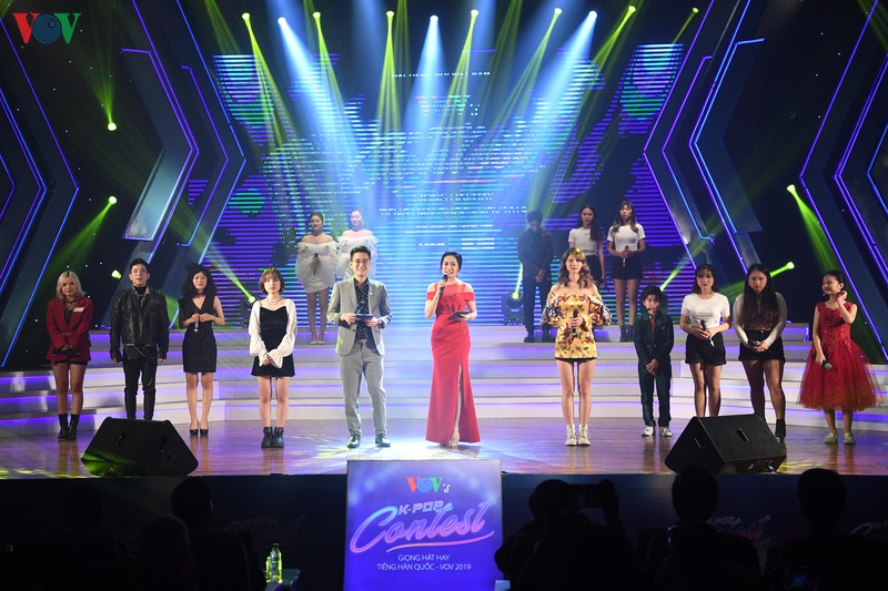toan canh dem chung ket cuoc thi "giong hat hay tieng han - vov 2019" hinh 1