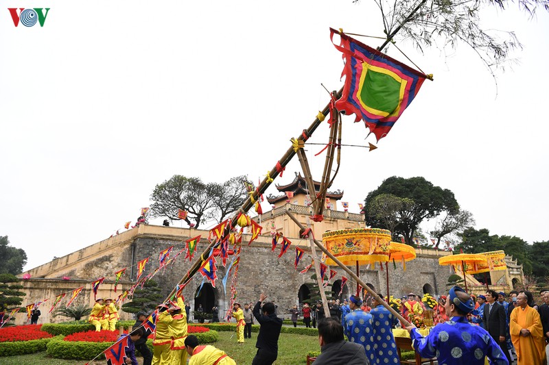 tai hien nghi le cung ong cong ong tao o hoang thanh thang long hinh 15