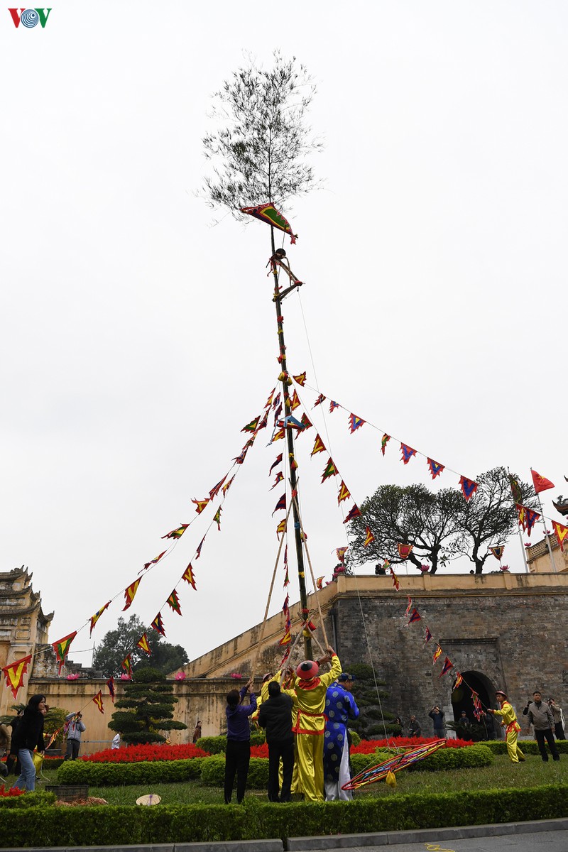 tai hien nghi le cung ong cong ong tao o hoang thanh thang long hinh 16
