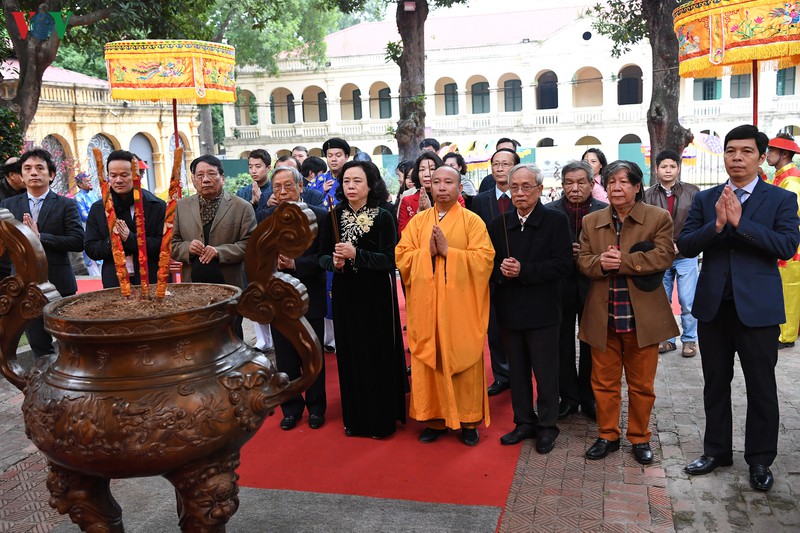 tai hien nghi le cung ong cong ong tao o hoang thanh thang long hinh 1