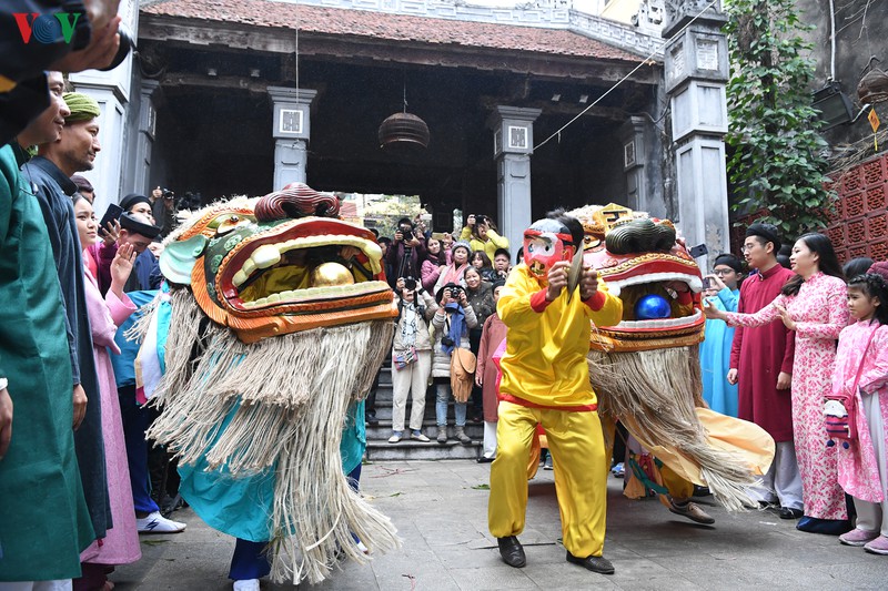 ron rang don xuan canh ty trong long pho co ha noi  hinh 11