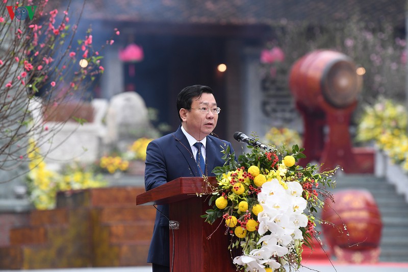 hang ngan nguoi du le khai hoi go dong da xuan canh ty 2020 hinh 7