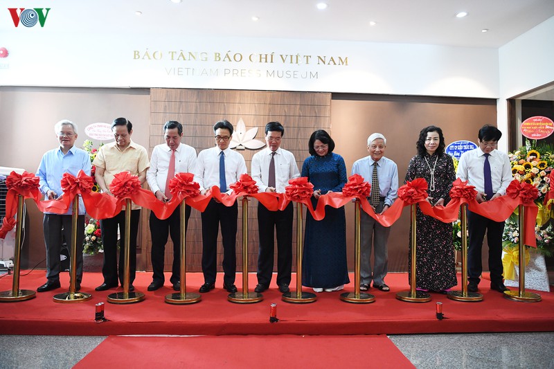 khai truong bao tang bao chi viet nam hinh 6
