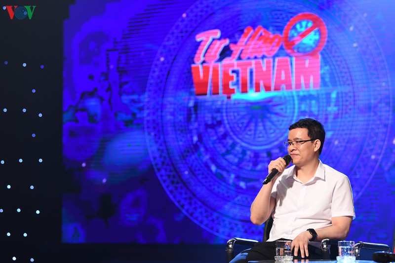 toan canh chuong trinh ton vinh cac luc luong tham gia chong dich covid-19 hinh 12