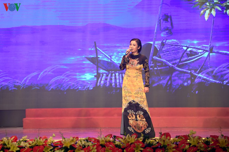 toan canh chuong trinh ton vinh cac luc luong tham gia chong dich covid-19 hinh 19