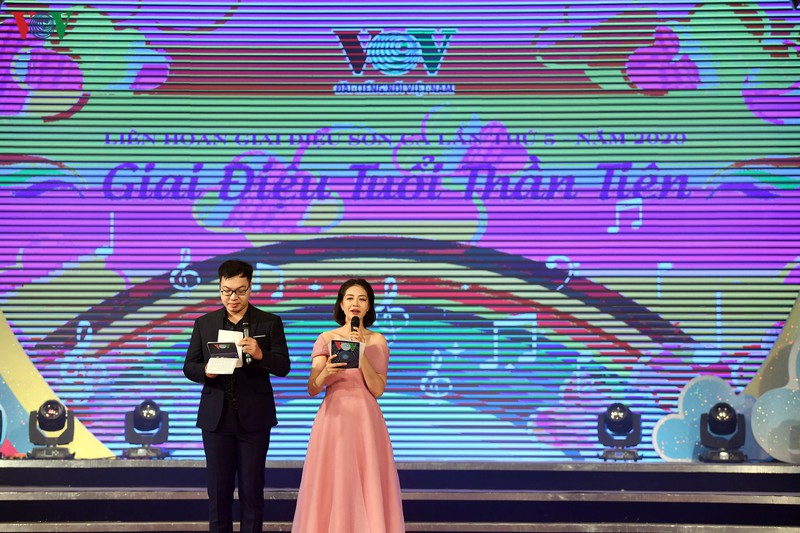cac em thieu nhi soi noi tranh tai o lien hoan giai dieu son ca 2020 hinh 1
