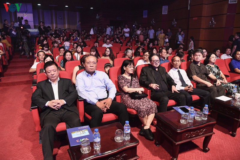 hinh anh dem cong dien va trao giai lien hoan giai dieu son ca 2020 hinh 3