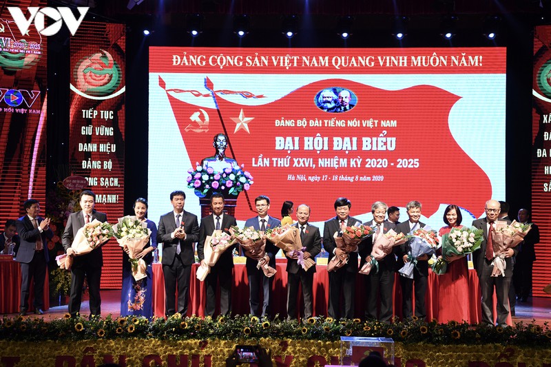 toan canh dai hoi dai bieu dang bo dai tieng noi viet nam lan thu 26 hinh 14