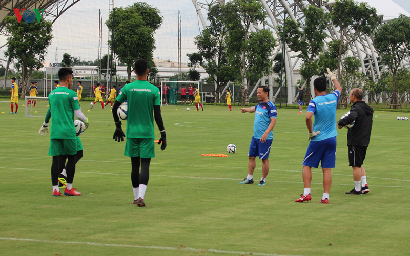 u22 viet nam bat dau luyen tap "tuyet chieu" de san vang sea games? hinh 10