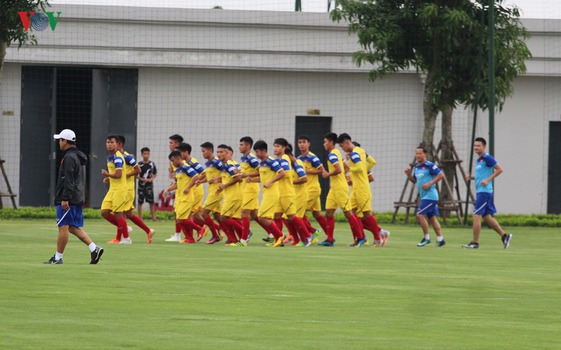 u22 viet nam bat dau luyen tap "tuyet chieu" de san vang sea games? hinh 2