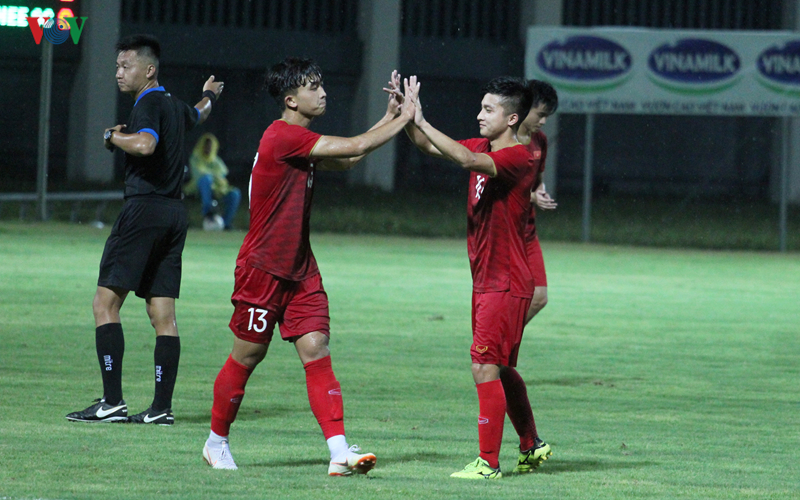 5 dieu gay bat ngo trong tran u22 viet nam 2-0 kitchee hinh 2