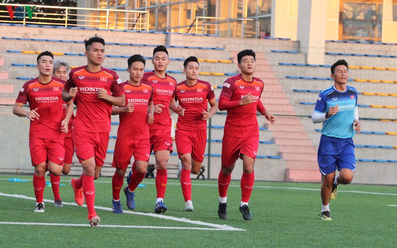 tien ve hagl khoe kieu toc ca tinh tren san tap u22 viet nam hinh 10