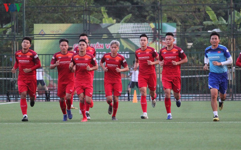 tien ve hagl khoe kieu toc ca tinh tren san tap u22 viet nam hinh 3