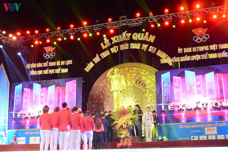 toan canh: le xuat quan doan the thao viet nam tham du sea games 30 hinh 2